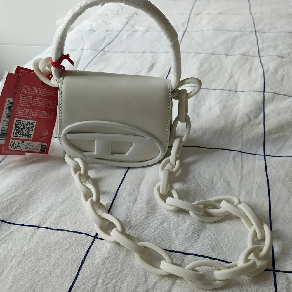 Diesel 1DR XS Leather Tote Bag - Picture 4 of 16